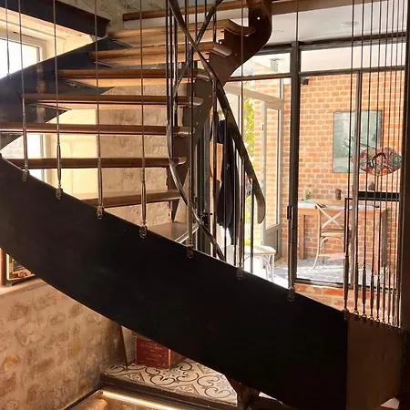 L'artelier Dans Ma Cour B&B 3*