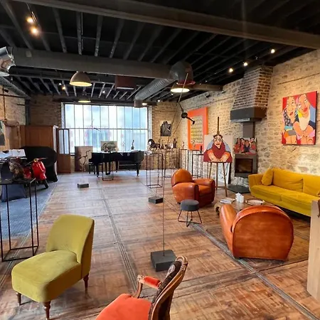 L'artelier Dans Ma Cour לינה וארוחת בוקר Hermonville