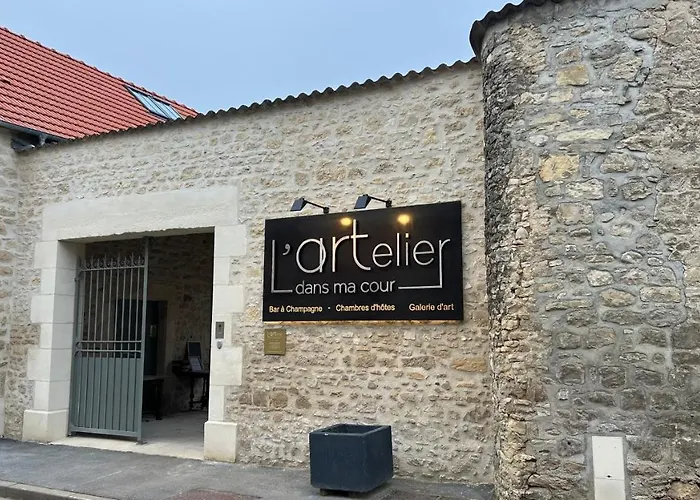 Frühstückspension L'artelier Dans Ma Cour Hermonville